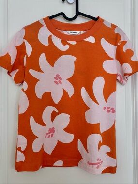 Marimekko women’s Orange Floral Short Sleeve Tee